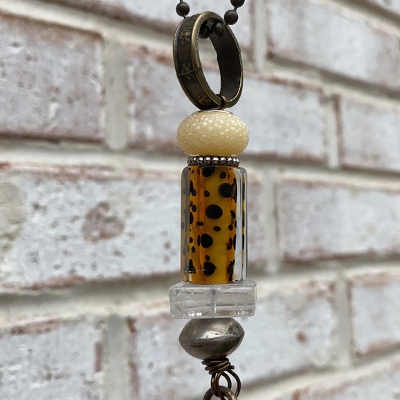 Anchor, Skull & Crossbones Necklace - Picture 8 of 12